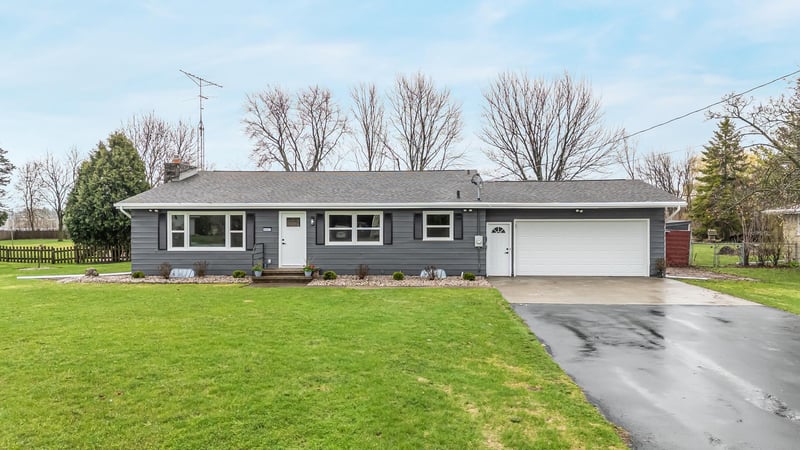 4607 Capitol Dr, Appleton, WI 54914