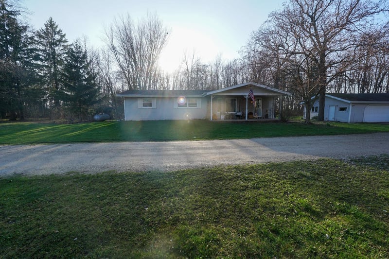 W4986 Hwy 10 , Menasha, WI 54952