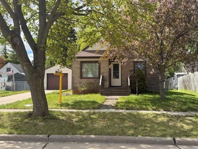 109 11th St, Kaukauna, WI 54130
