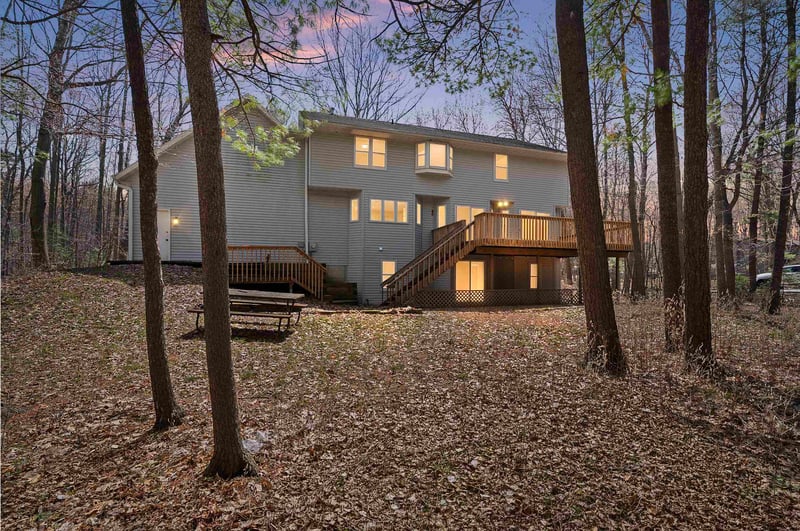 3030 Big Timber Cir, Green Bay, WI 54313