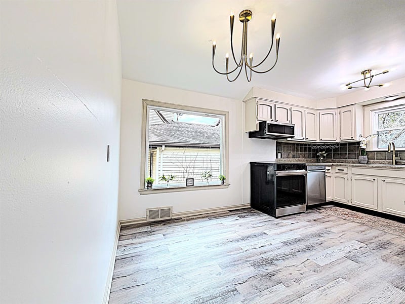 225 Circle St, Appleton, WI 54911