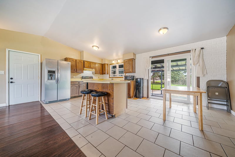 727 Dawn Ct, Neenah, WI 54956