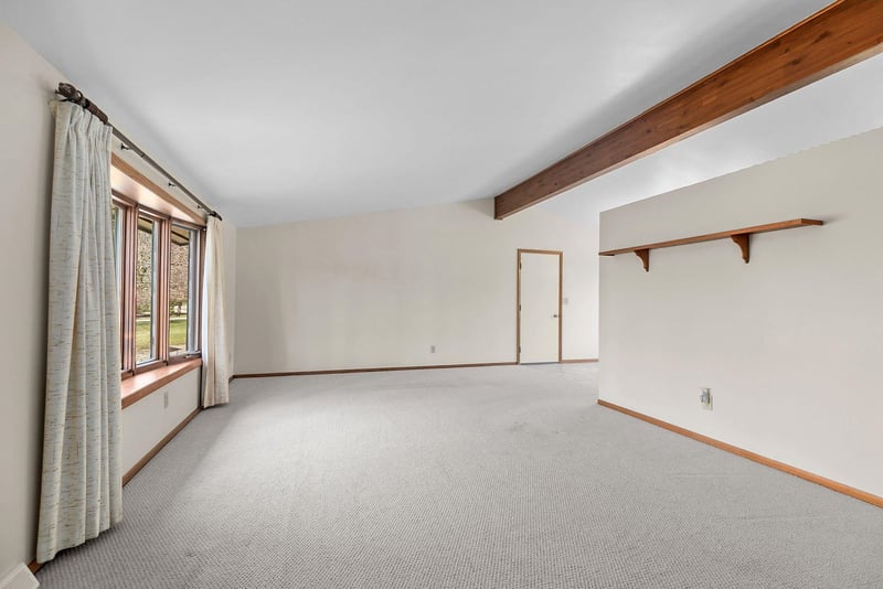 N956 North Rd, Hortonville, WI 54944