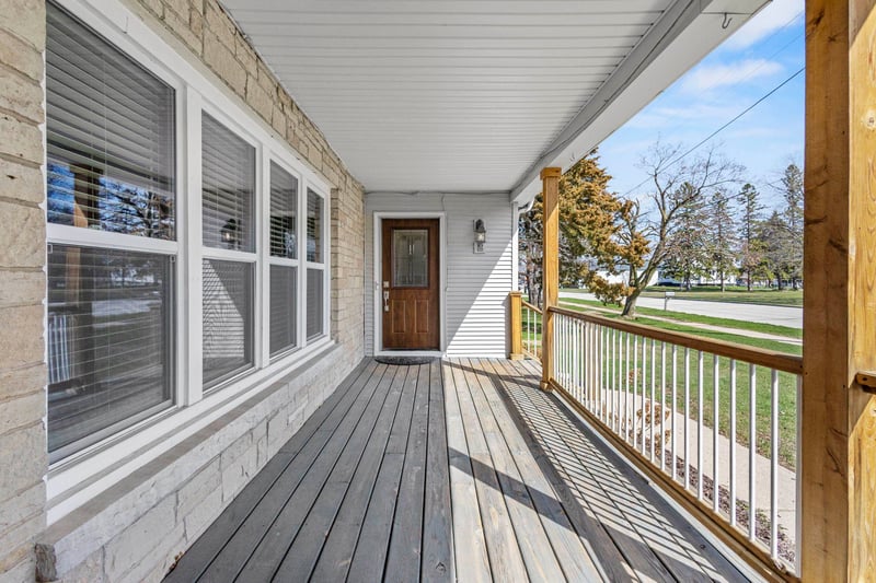 311 Cedar St, Pulaski, WI 54162