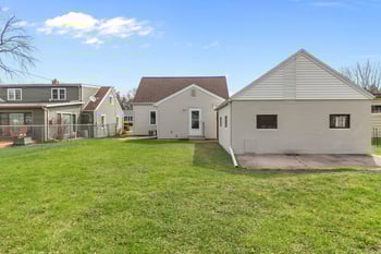 2333 Ashland St, Oshkosh, WI 54901