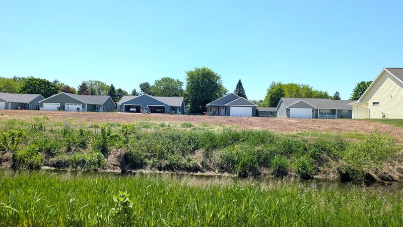 366 Pagel Ave #18, Brillion, WI 54110