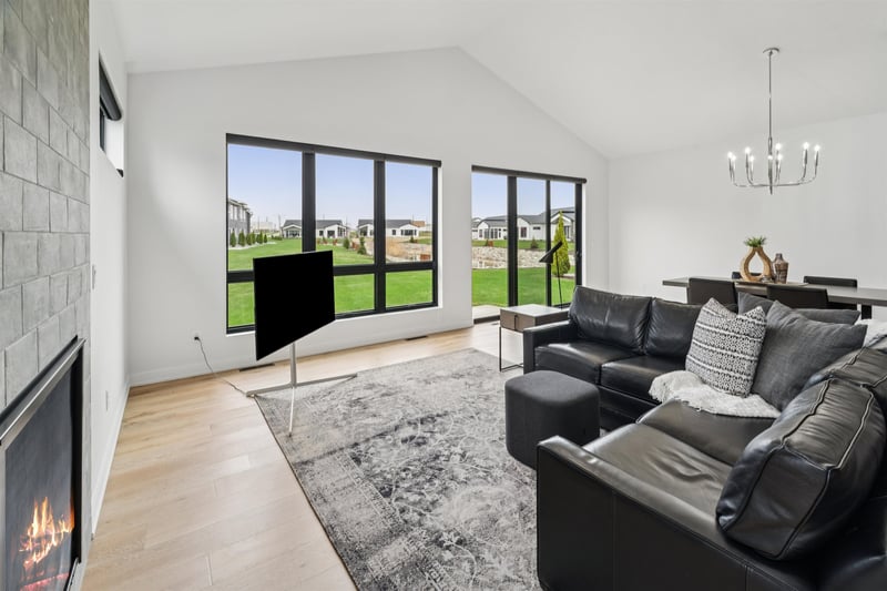 396 Aldon Cir, Green Bay, WI 54304