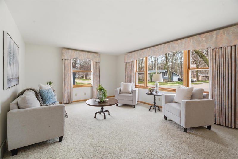 1613 Telulah Ave, Appleton, WI 54915