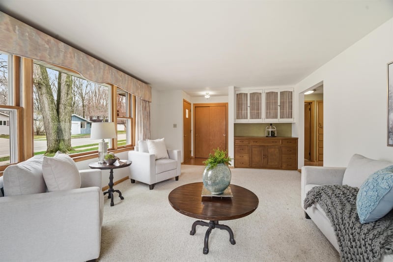 1613 Telulah Ave, Appleton, WI 54915