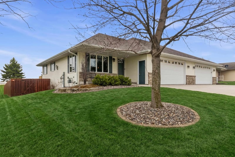 308 Donna St, Chilton, WI 53014