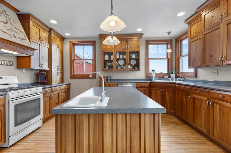 W3665 Faro Springs Rd, Hilbert, WI 54129-9488