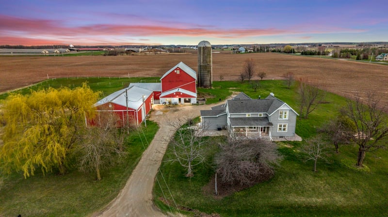 W3665 Faro Springs Rd, Hilbert, WI 54129-9488