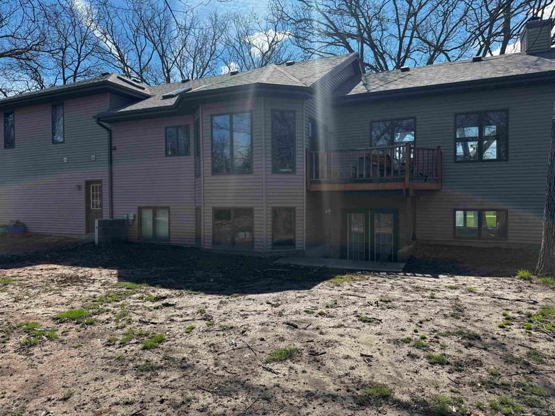 1848 Queens Dr, Oshkosh, WI 54904