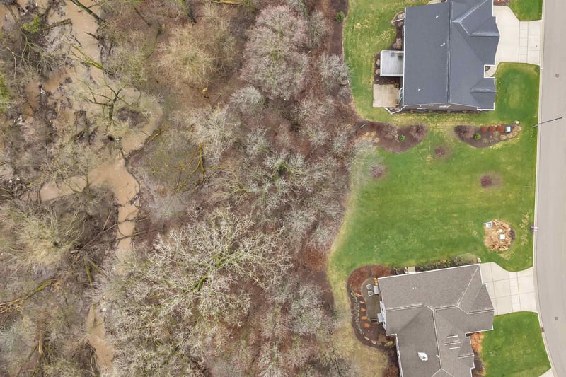 3329 Largo Ridge Dr, Green Bay, WI 54311