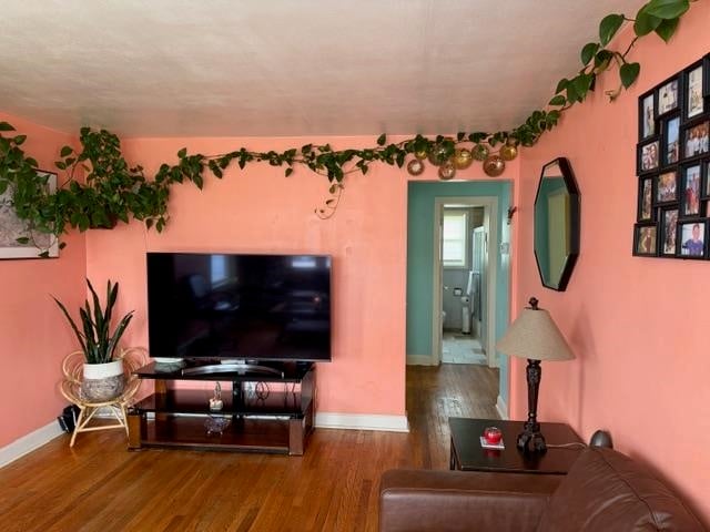 1310 Bismarck St, Green Bay, WI 54302