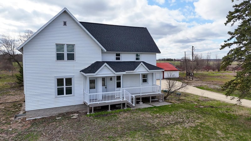 6944 Pleasant View Rd, Greenleaf, WI 54126