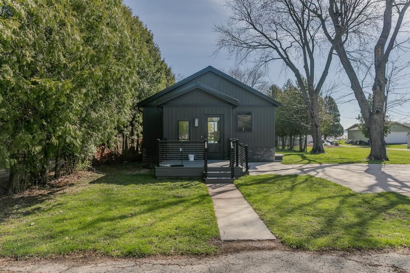 7278 Us Highway 45, Oshkosh, WI 54902