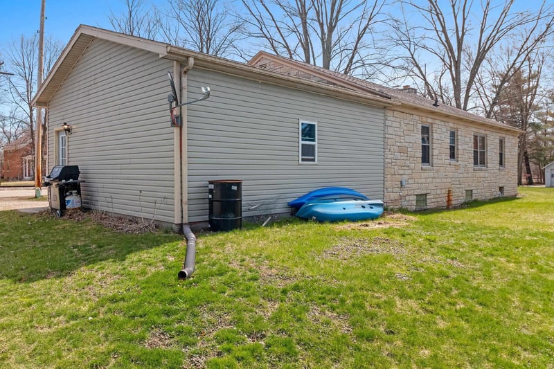 1107 Grosse Rd, Little Suamico, WI 54141