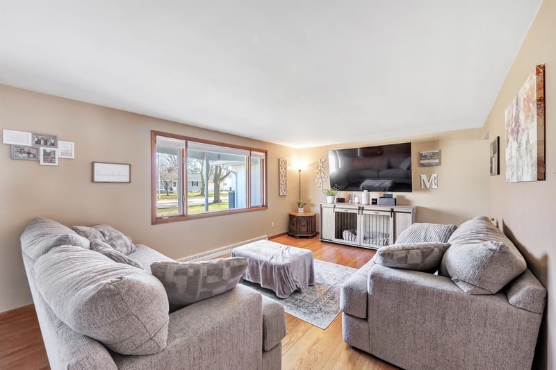 3012 Lawndale Dr, Green Bay, WI 54311