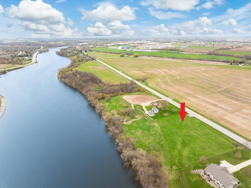 4275 Lost Dauphin Rd #3, De Pere, WI 54115