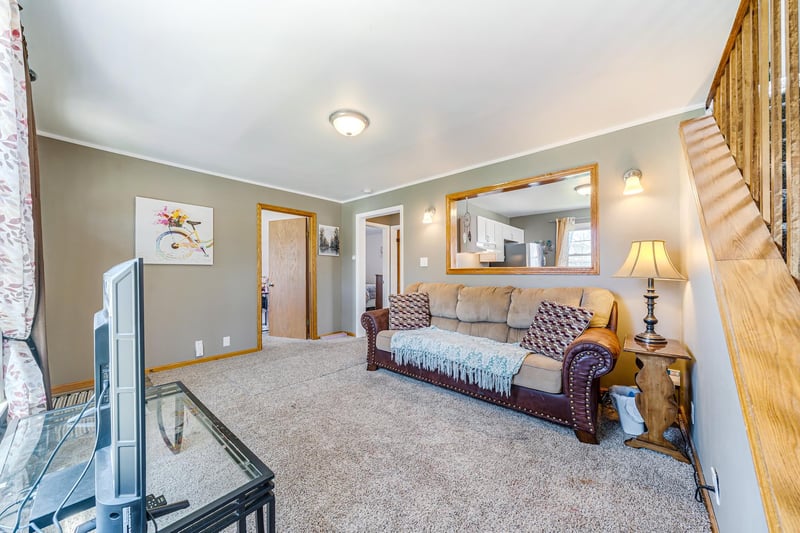 824 Zemlock Ave, Neenah, WI 54956