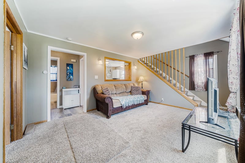 824 Zemlock Ave, Neenah, WI 54956