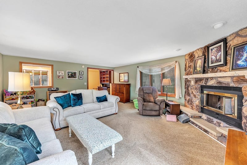 2429 Downy St, Green Bay, WI 54303