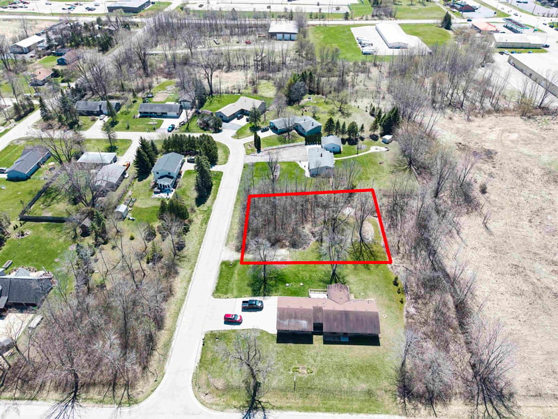 Acorn Rd #33, Neenah, WI 54956