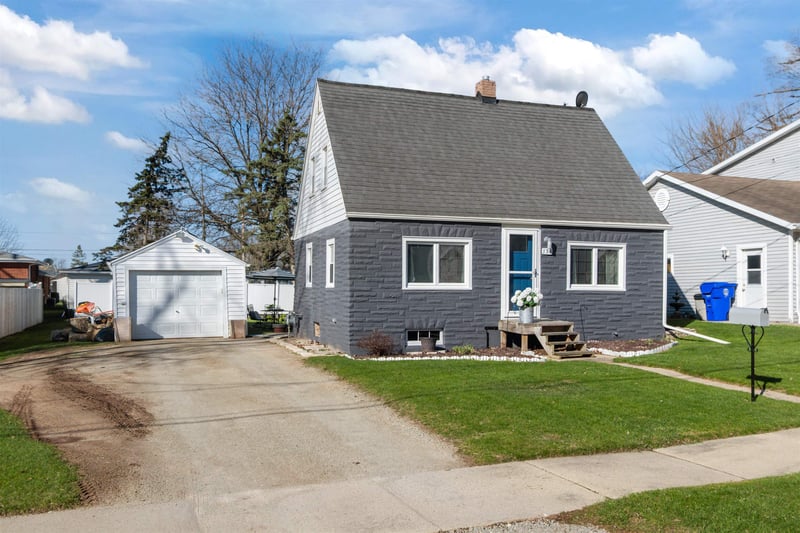 133 Grant St, Kaukauna, WI 54130