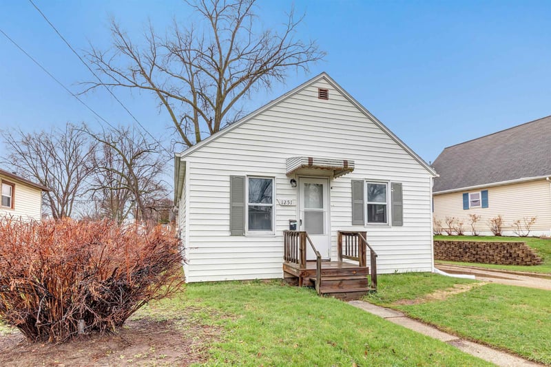 1251 Reber St, Green Bay, WI 54302