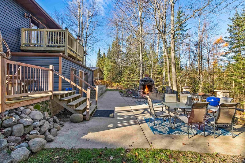 13020 Groh Ln, Mountain, WI 54149