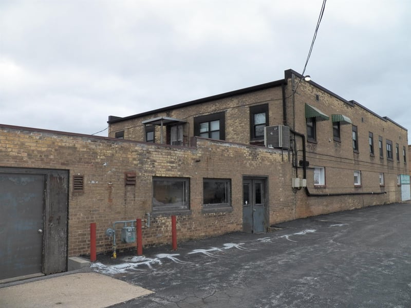 105 Main St, Oconto Falls, WI 54154