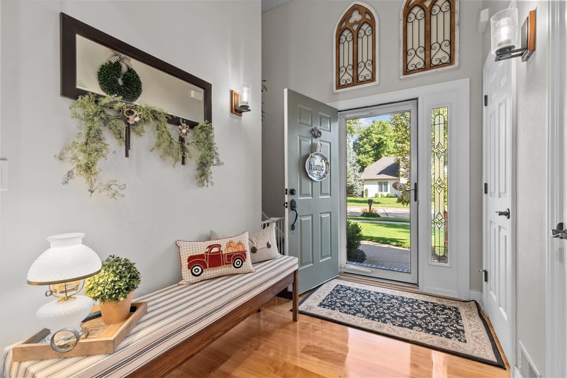 613 Castlebury Ln, Appleton, WI 54913