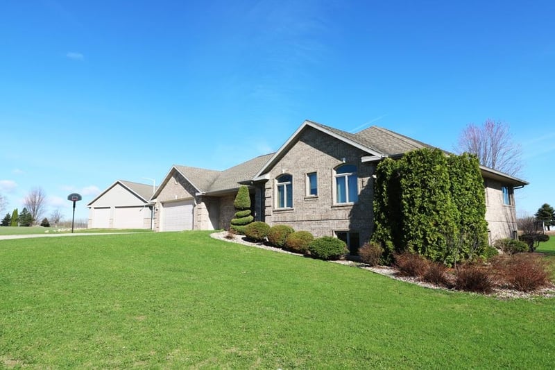 W1652 County Rd J, De Pere, WI 54115