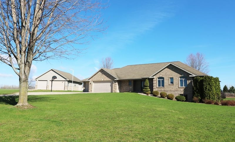 W1652 County Rd J, De Pere, WI 54115