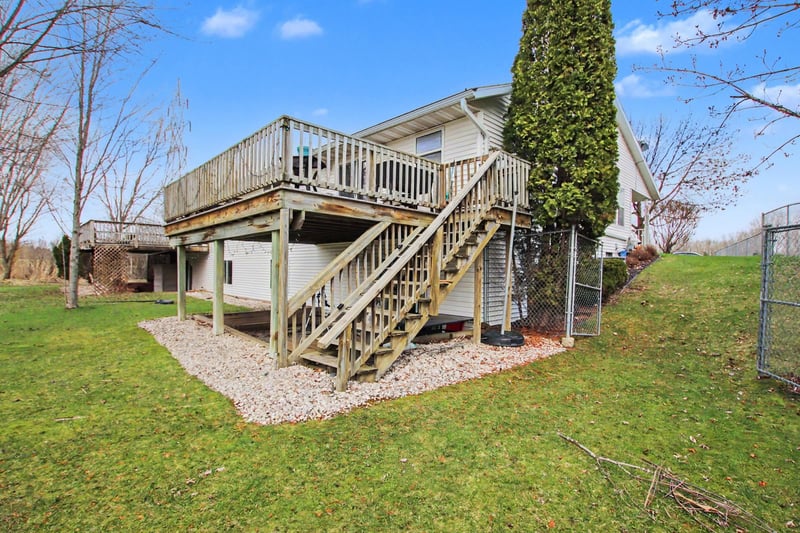 2941 Popplewood Ct, Suamico, WI 51473