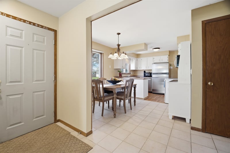 612 Matthias St, Appleton, WI 54915