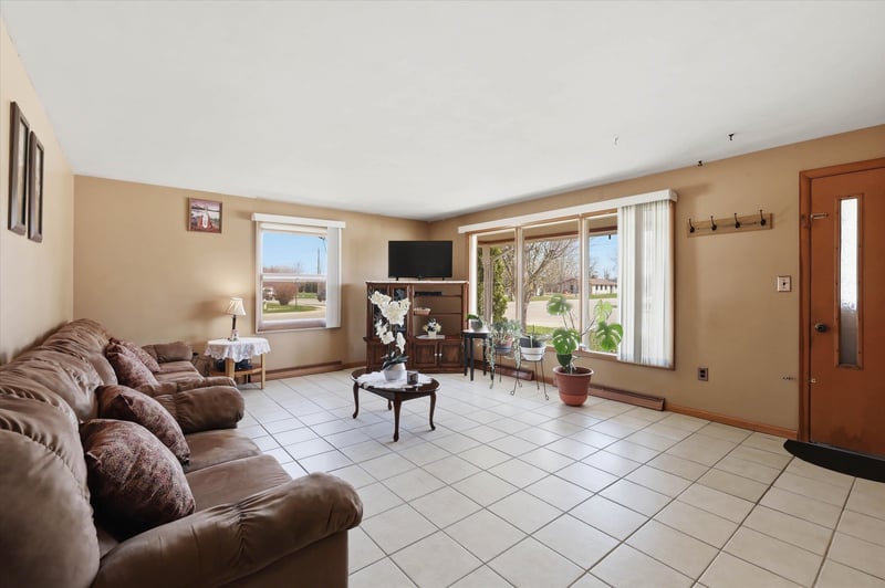 831 Danz Ave, Green Bay, WI 54302