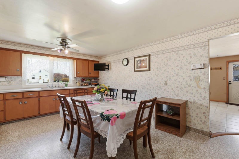 831 Danz Ave, Green Bay, WI 54302