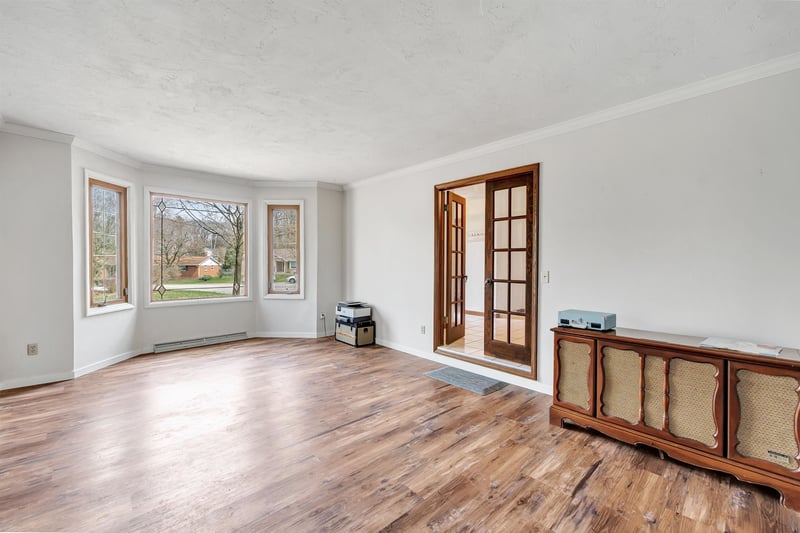 382 Ellortina Cir, Green Bay, WI 54302-4303