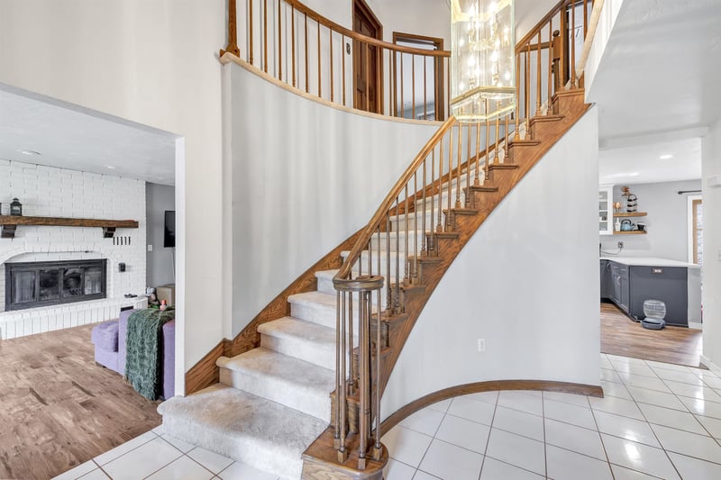 382 Ellortina Cir, Green Bay, WI 54302-4303