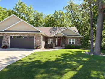 2960 Bally Bunion Ln, Green Bay, WI 54311