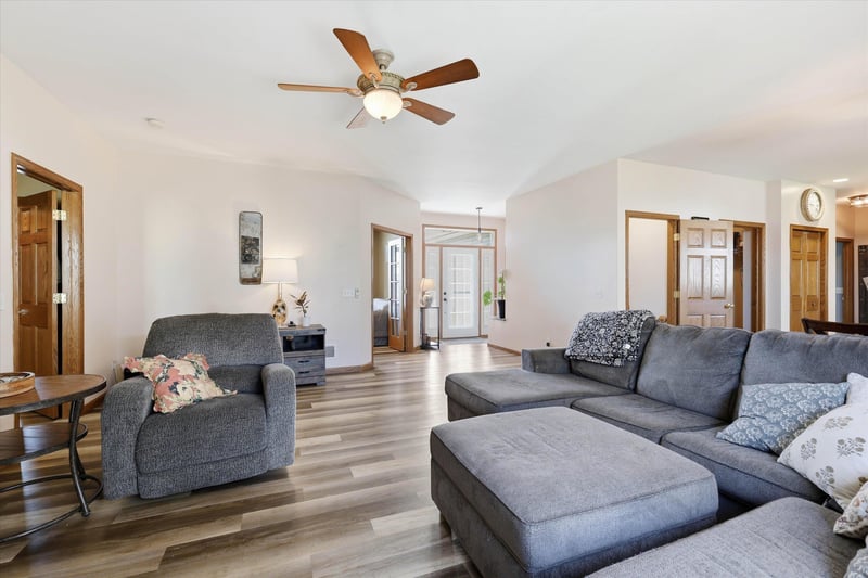 412 Harvest Hill Dr, Denmark, WI 54208