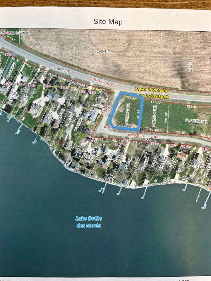 Nickels Dr #1, Oshkosh, WI 54904