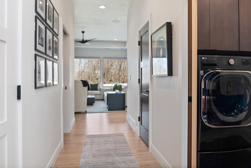 2929 Creekwood Dr, Green Bay, WI 54311