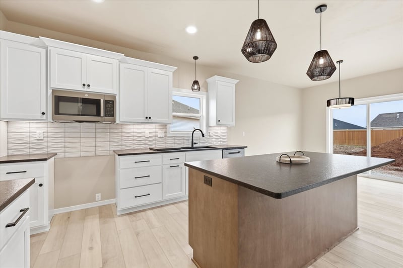 1280 Autumn Field Ln, De Pere, WI 54115