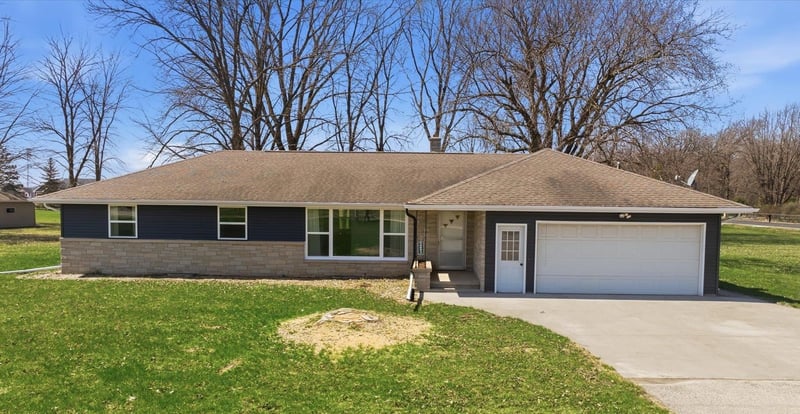 N8893 County N, Menasha, WI 54952-9679