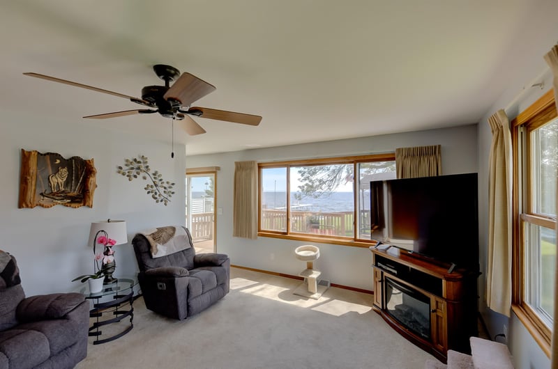 28 Lake St, Oshkosh, WI 54901-5441