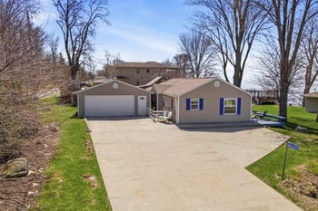 W5625 Faro Springs Rd, Hilbert, WI 54129