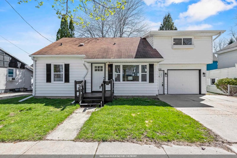 1106 Drew St, Appleton, WI 54911